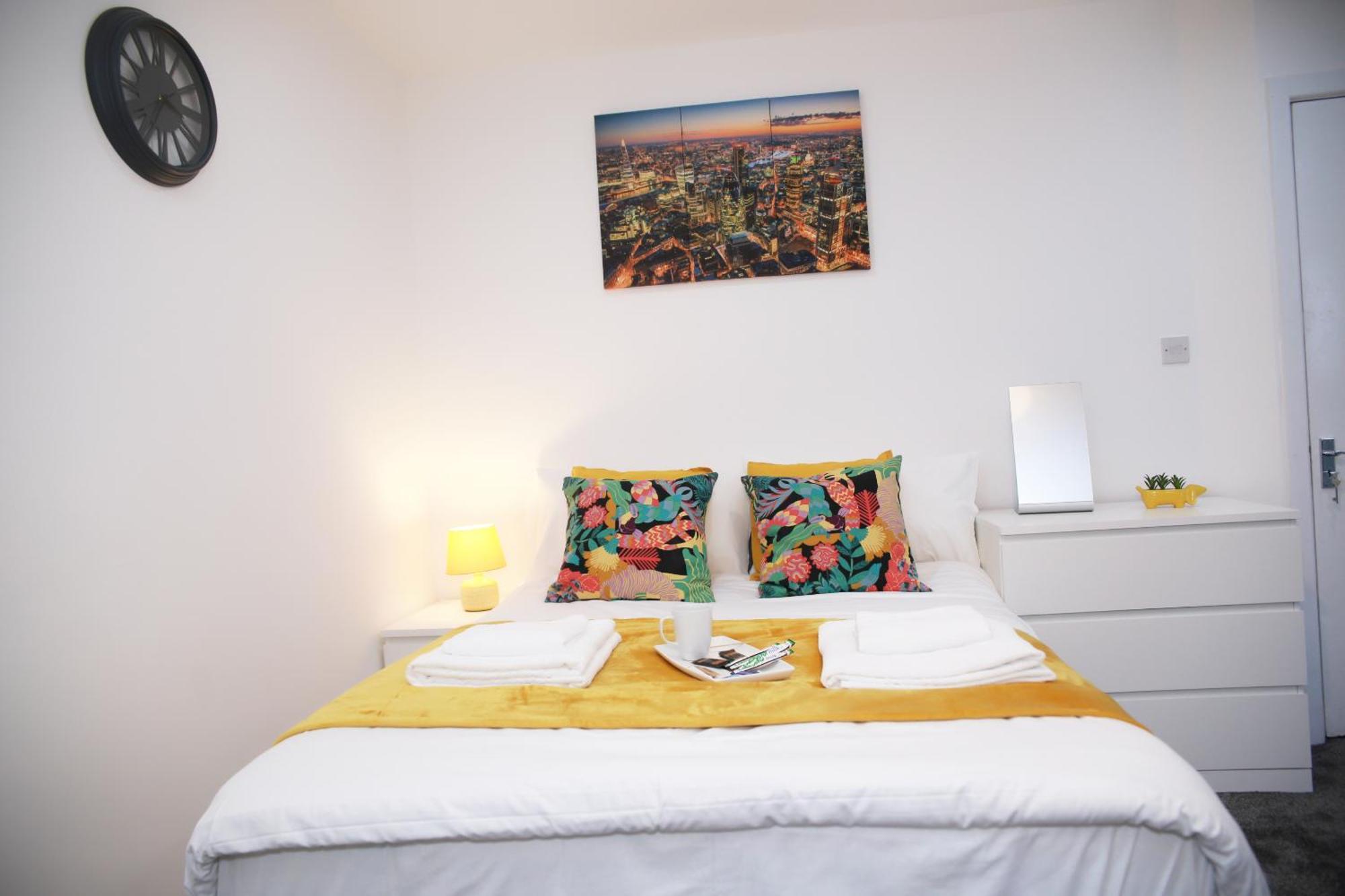 South Harrow Apartment London Bagian luar foto